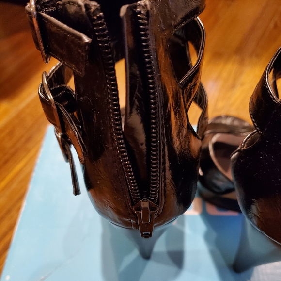 Spring Gladiator Style Heels - Picture 5 of 5